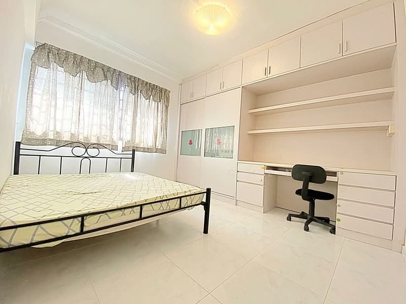245 Tampines Street 21, 245 Tampines Street 21, 3 Bedrooms, 1,615 sqft, HDB Flat For Rent, by Eugene Chen, 500056120 - PropertyGuru.com.sg