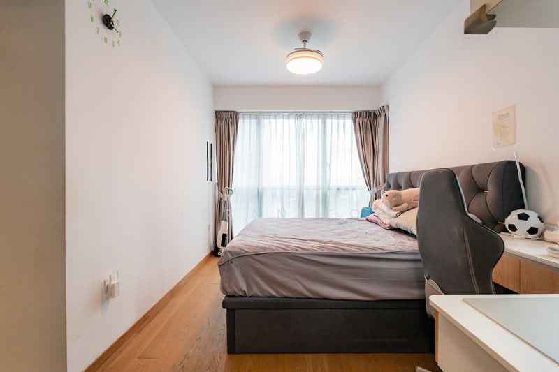 The Florence Residences Condominium For Sale at S$ 3,580,000 | PropertyGuru Singapore - Bedroom