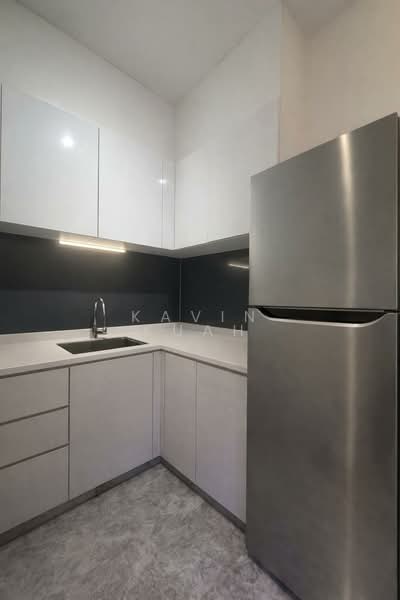 The Santorini Condominium For Sale at S$ 1,350,000 | PropertyGuru Singapore - Kitchen