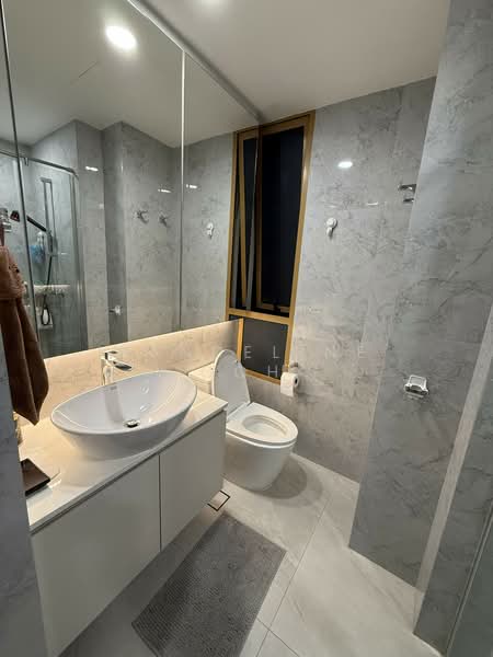 The Maylea Condominium For Sale at S$ 1,830,000 | PropertyGuru Singapore - Bathroom