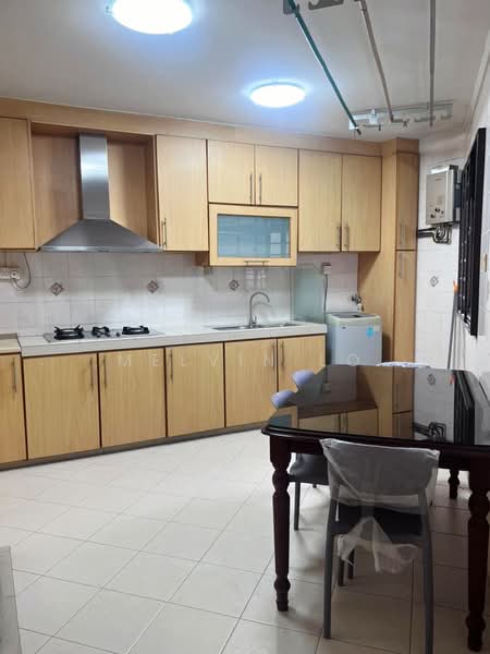 323B Sengkang East Way, 323B Sengkang East Way, 3 Bedrooms, 1,184 sqft, HDB Flat For Rent, by Melvin Lo, 500056148 - Kitchen - PropertyGuru.com.sg