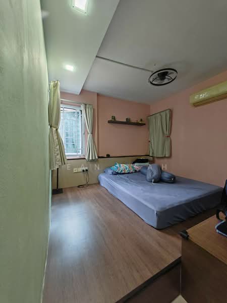 189B Rivervale Drive HDB Flat For Sale at S$ 790,000 | PropertyGuru Singapore - Bedroom