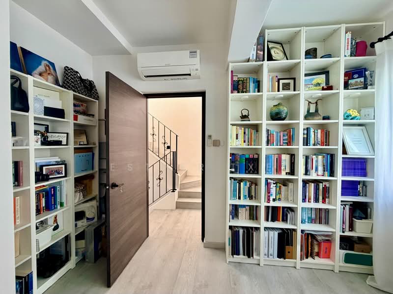 Kew Gate Cluster House For Sale at S$ 3,188,888 | PropertyGuru Singapore