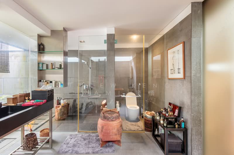 Watten Rise Semi-Detached House For Sale at S$ 13,300,000 | PropertyGuru Singapore - Bathroom