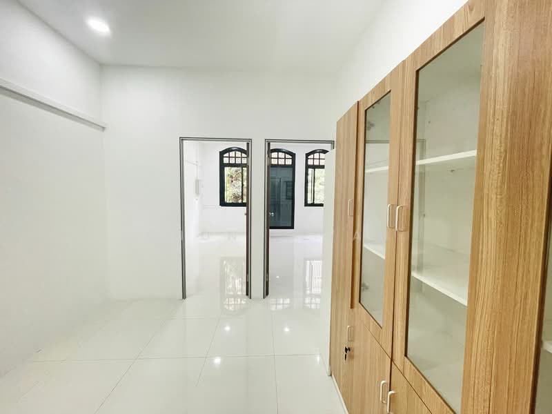 520 Sims Avenue, , 675 sqft, Office For Rent, by Chung Evan, 500056172 - Interior - CommercialGuru.com.sg