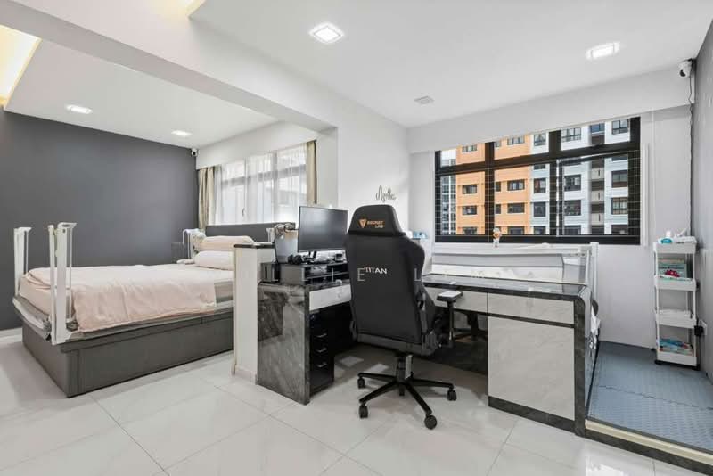 547B Segar Road HDB Flat For Sale at S$ 629,999 | PropertyGuru Singapore - Bedroom