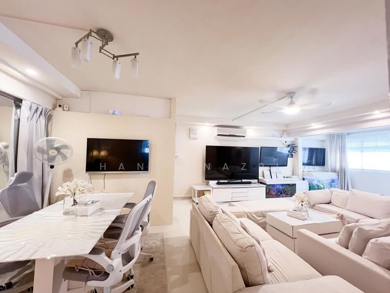 For Sale - 556 Woodlands Drive 53