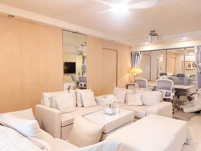 For Sale - 556 Woodlands Drive 53