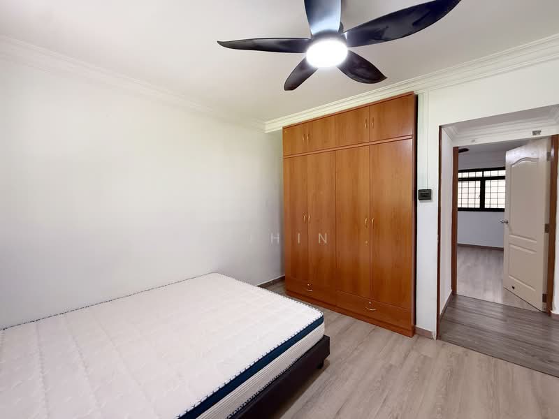 317 Bukit Batok Street 32 HDB Flat For Sale at S$ 500,000 | PropertyGuru Singapore