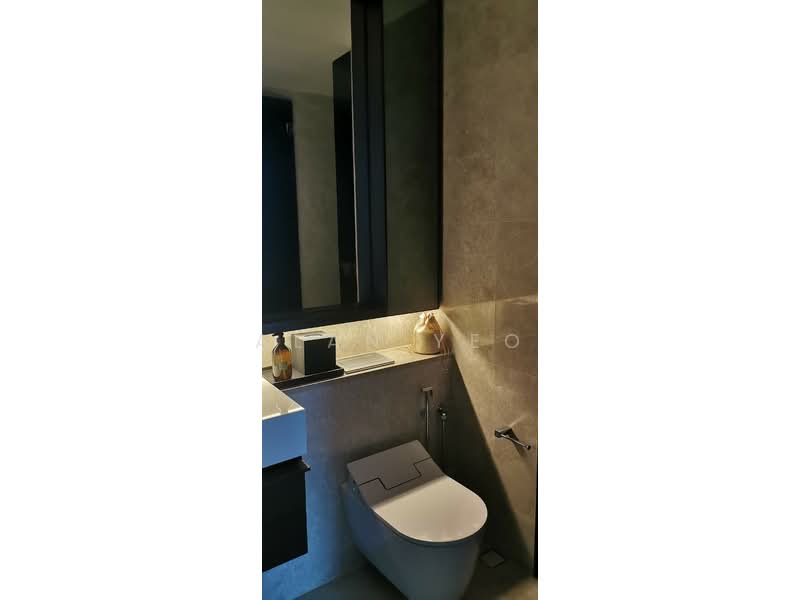 Riviere, 1 Jiak Kim Street, 2 Bedrooms, 818 sqft, Condominium For Rent, by Alan Yeo, 500056235 - Bathroom - PropertyGuru.com.sg