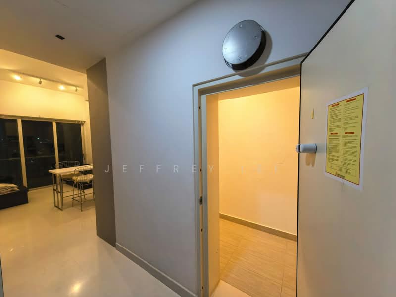 NEWest, 3 West Coast Drive, 2 Bedrooms, 635 sqft, Apartment For Rent, by Jeffrey Lee, 500056237 - Corridor - PropertyGuru.com.sg