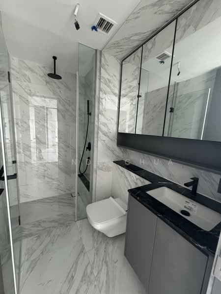 The Landmark, 173 Chin Swee Road, 2 Bedrooms, 678 sqft, Condominium For Rent, by Wendy Chua, 500056243 - Bathroom - PropertyGuru.com.sg