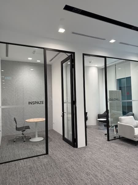 Excellent Condition Fitted Office, Tanjong Pagar, , 3,229 sqft, Office For Rent, by David Toh (卓宏森), 500056244 - Interior - CommercialGuru.com.sg