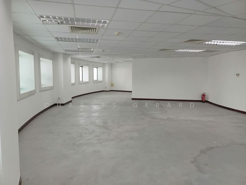 Goldhill Plaza, 51 Goldhill Plaza, 1,815 sqft, Office For Rent, by Charles Gerard, 500056251 - Interior - CommercialGuru.com.sg