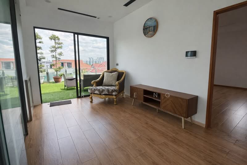 PrestigeHomes - Well renovated 14000sqft Bungalow @ Saraca, , 9 Bedrooms, 14,000 sqft, Bungalow House For Sale, by Kristle Ng, 500056279 - Living Room - PropertyGuru.com.sg