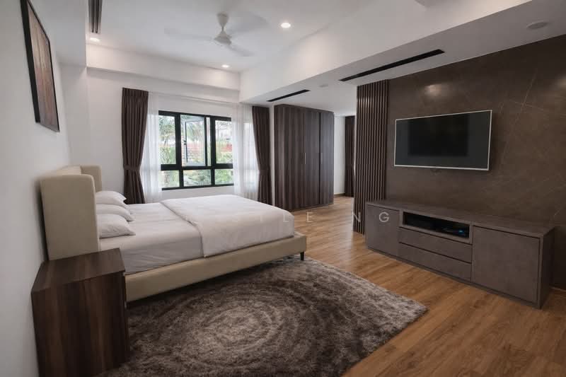 PrestigeHomes - Well renovated 14000sqft Bungalow @ Saraca, , 9 Bedrooms, 14,000 sqft, Bungalow House For Sale, by Kristle Ng, 500056279 - Bedroom - PropertyGuru.com.sg