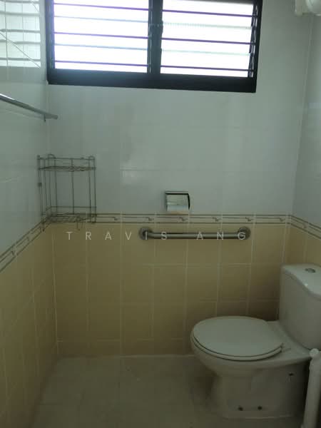 708 Clementi West Street 2, 708 Clementi West Street 2, Room Rental, 200 sqft, HDB Flat For Rent, by Travis Ang, 500056283 - Bathroom - PropertyGuru.com.sg