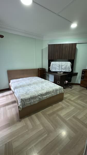 East Meadows, 30 Tanah Merah Kechil Road, Room Rental, 300 sqft, Condominium For Rent, by Kelly Low, 500056286 - Bedroom - PropertyGuru.com.sg