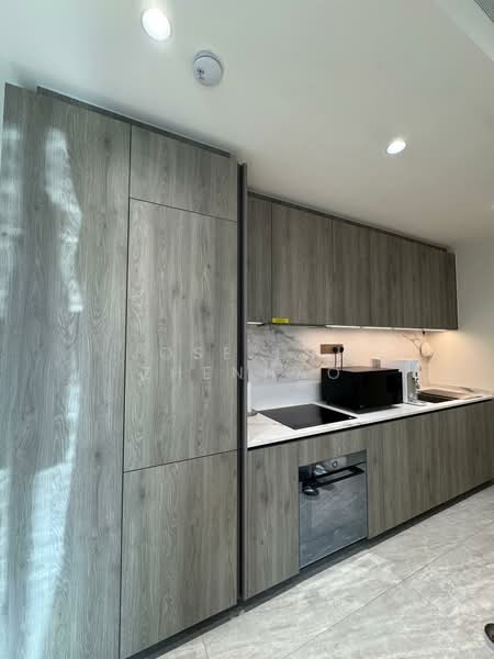 Leedon Green Condominium For Sale at S$ 2,350,000 | PropertyGuru Singapore - Kitchen