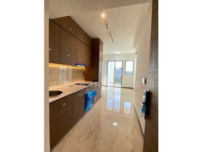 For Rent - Queens Peak