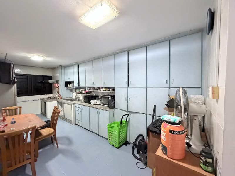 307 Clementi Avenue 4, 307 Clementi Avenue 4, 3 Bedrooms, 990 sqft, HDB Flat For Rent, by WANG YONG SHUI 王永水, 500056318 - Kitchen - PropertyGuru.com.sg