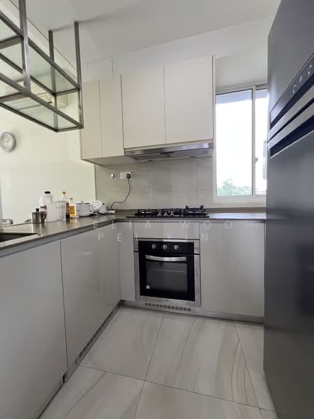 High Park Residences Condominium For Sale at S$ 1,380,000 | PropertyGuru Singapore - Kitchen