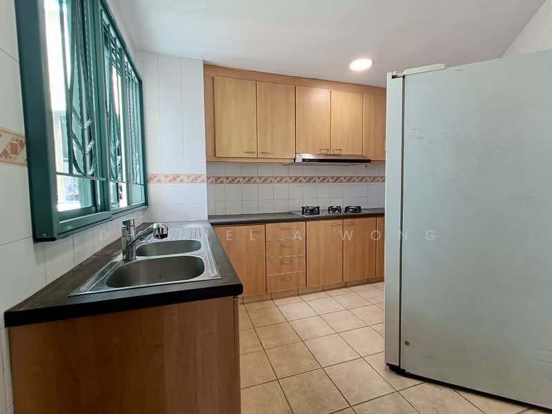 Yew Mei Green, 50 Choa Chu Kang North 6, 3 Bedrooms, 1,572 sqft, Condominium For Rent, by Dhaniel A Wong, 500056326 - Kitchen - PropertyGuru.com.sg