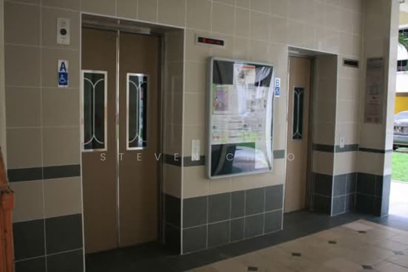 145 Bedok Reservoir Road, 145 Bedok Reservoir Road, Room Rental, 120 sqft, HDB Flat For Rent, by Steven Choo, 500056330 - Lobby - PropertyGuru.com.sg