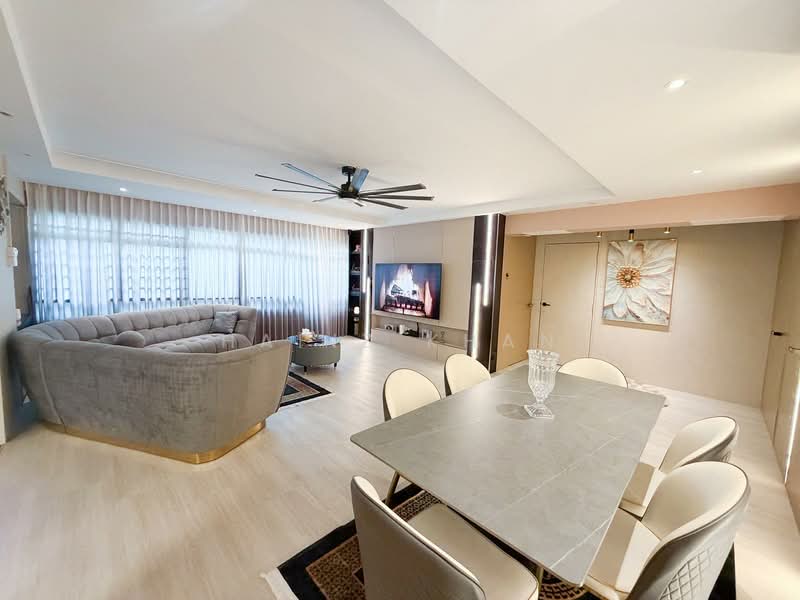243 Pasir Ris Street 21 HDB Flat For Sale at S$ 1,088,888 | PropertyGuru Singapore - Living Room