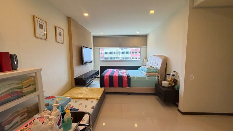 781 Pasir Ris Street 71 HDB Flat For Sale at S$ 1,100,000 | PropertyGuru Singapore - Bedroom