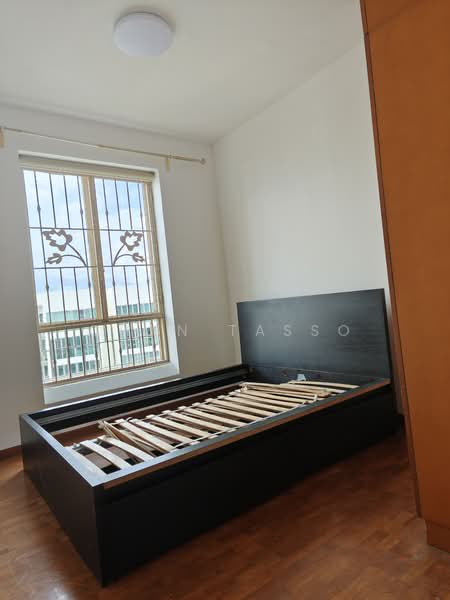 Yishun Emerald, 20 Canberra Drive, 3 Bedrooms, 1,184 sqft, Condominium For Rent, by Chan Tasso, 500056351 - PropertyGuru.com.sg