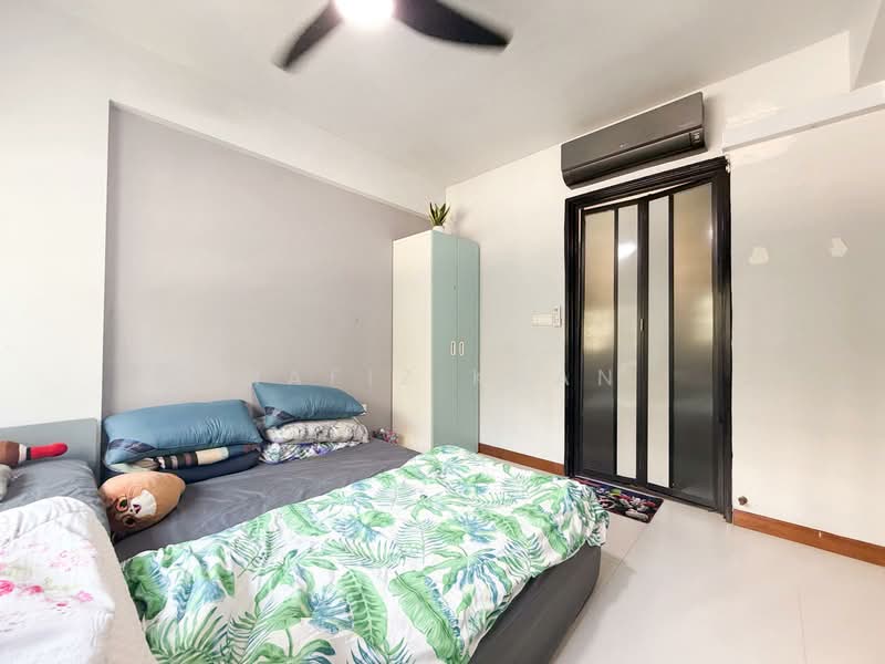 424B Yishun Avenue 11 HDB Flat For Sale at S$ 488,888 | PropertyGuru Singapore - Bedroom