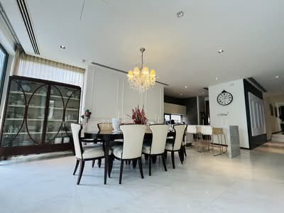 For Rent - Paradise Island