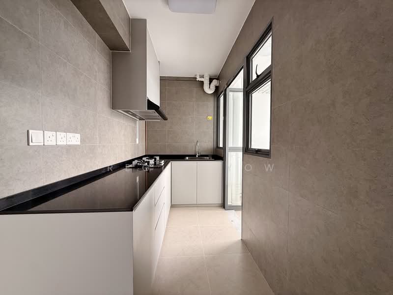 1B Kempas Road, , 2 Bedrooms, 732 sqft, HDB Flat For Rent, by Regine Yow, 500056359 - Kitchen - PropertyGuru.com.sg