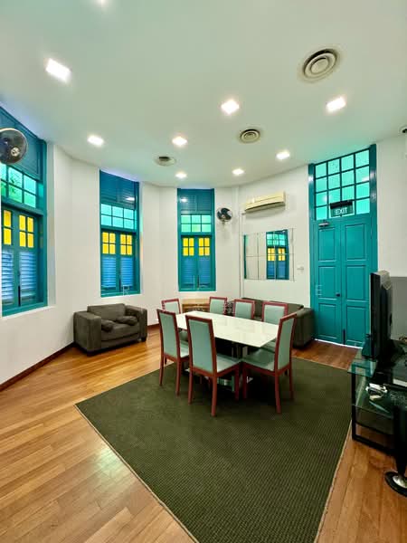 Santa Fe Mansions, 2A Margate Road, 3 Bedrooms, 1,076 sqft, Apartment For Rent, by Terence Tee (郑志翔), 500056366 - Function Room - PropertyGuru.com.sg