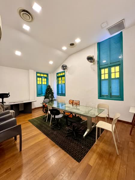 Santa Fe Mansions, 2A Margate Road, 3 Bedrooms, 1,076 sqft, Apartment For Rent, by Terence Tee (郑志翔), 500056366 - Function Room - PropertyGuru.com.sg