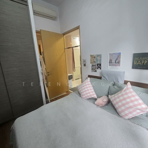 The Creek @ Bukit Condominium For Sale at S$ 1,503,000 | PropertyGuru Singapore