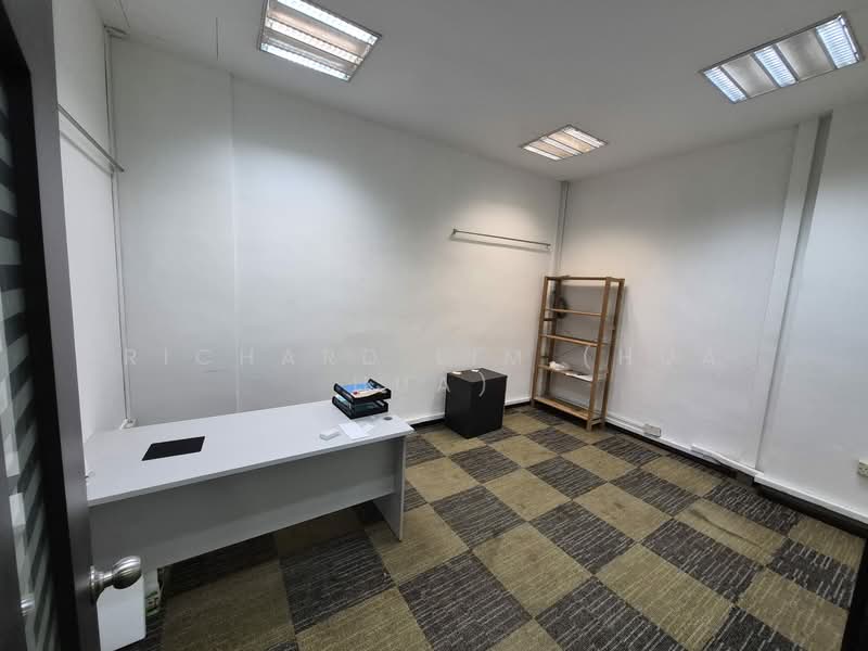 Woodlands Industrial Park E1, Woodlands Industrial Park E1, 5,000 sqft, Factory / Workshop (B2) For Rent, by Richard Lim (Hua Hua), 500056369 - Study - CommercialGuru.com.sg