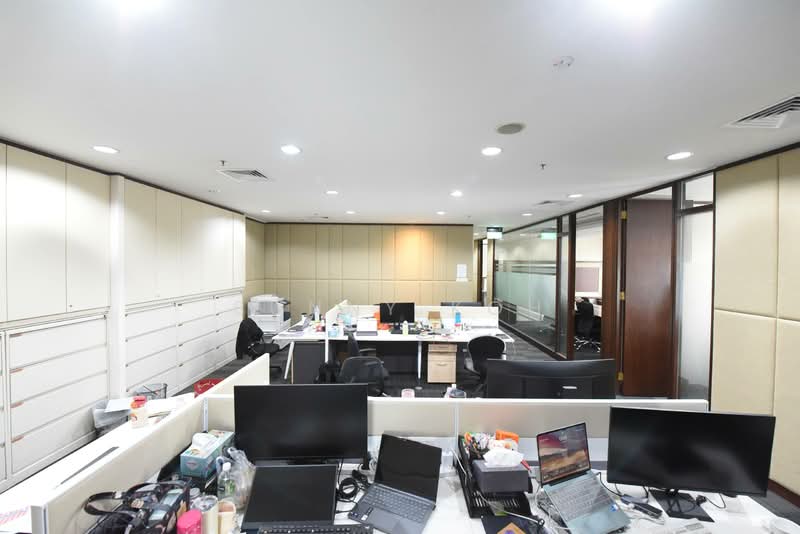 Suntec City Tower, 6 Temasek Boulevard, 2,200 sqft, Office For Rent, by Sunny Koh, 500056375 - Interior - CommercialGuru.com.sg