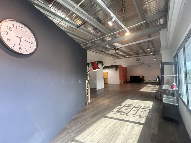 Mega@Woodlands, 39 Woodlands Close, 1,658 sqft, Light Industrial (B1) For Sale, by Lee Yeen, 500056395 - CommercialGuru.com.sg