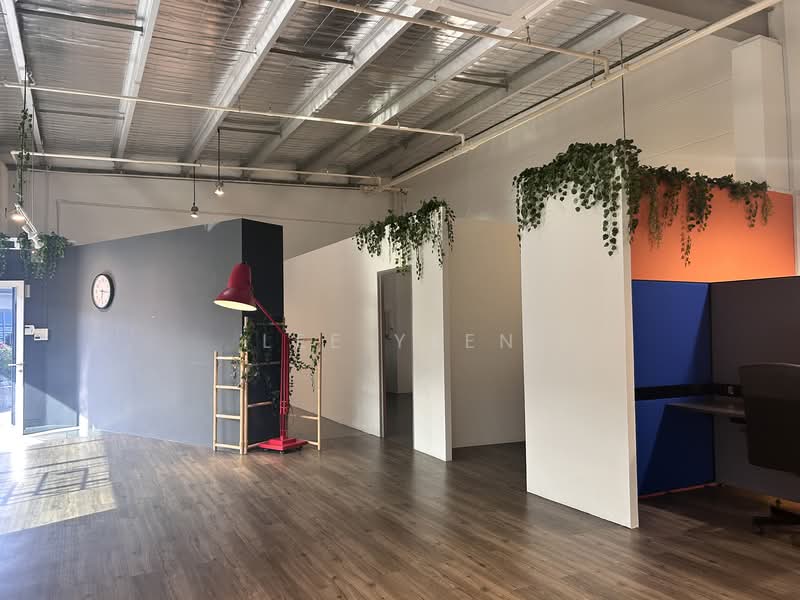 Mega@Woodlands, 39 Woodlands Close, 1,658 sqft, Light Industrial (B1) For Sale, by Lee Yeen, 500056395 - CommercialGuru.com.sg