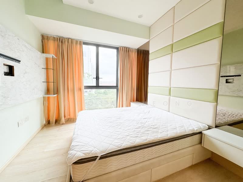 H2O Residences Condominium For Sale at S$ 790,000 | PropertyGuru Singapore - Bedroom