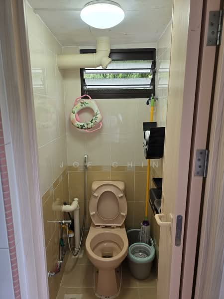 30 Telok Blangah Rise HDB Flat For Sale at S$ 440,000 | PropertyGuru Singapore - Bathroom