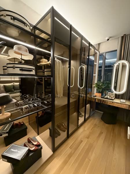 For Sale - PARKTOWN Residence