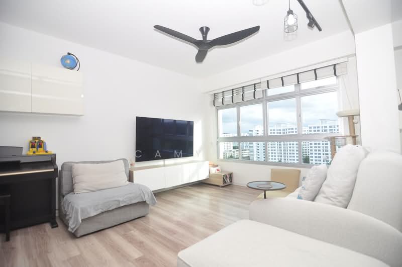 213A Punggol Walk HDB Flat For Sale at S$ 699,000 | PropertyGuru Singapore - Living Room