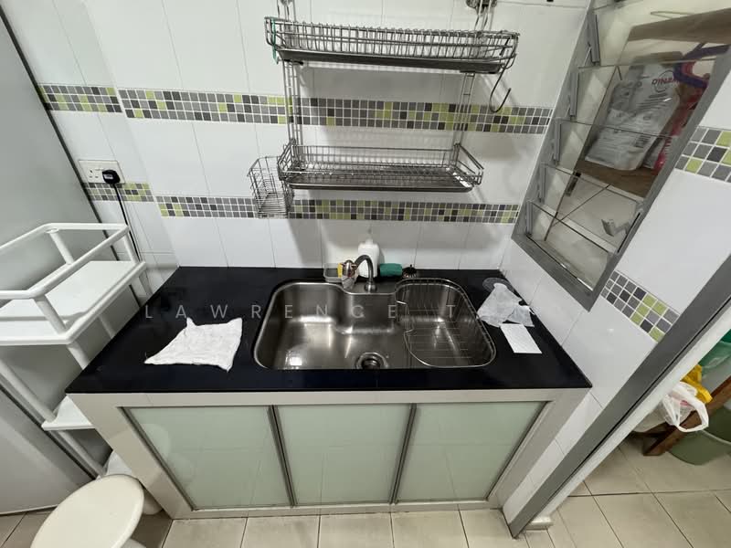 458 Yishun Avenue 11, 458 Yishun Avenue 11, 3 Bedrooms, 1,001 sqft, HDB Flat For Rent, by Lawrence Tang, 500056420 - Kitchen - PropertyGuru.com.sg