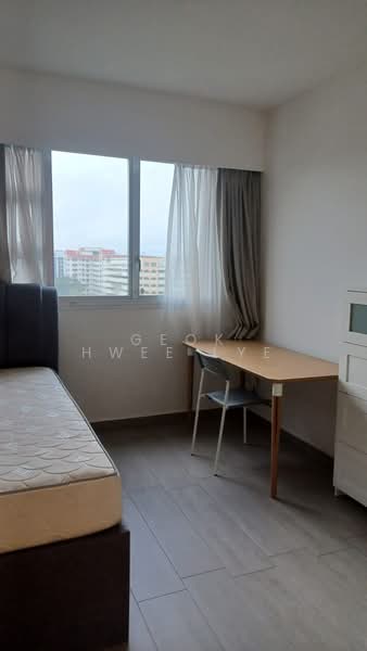 889D Woodlands Drive 50, 889D Woodlands Drive 50, 3 Bedrooms, 1,110 sqft, HDB Flat For Rent, by Geok Hwee Lye, 500056433 - Bedroom - PropertyGuru.com.sg