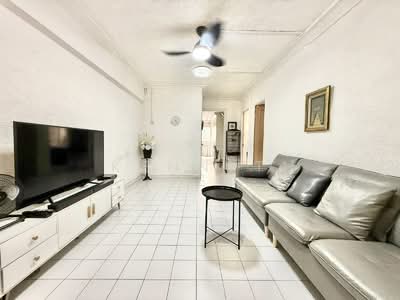 For Sale - 212 Tampines Street 23