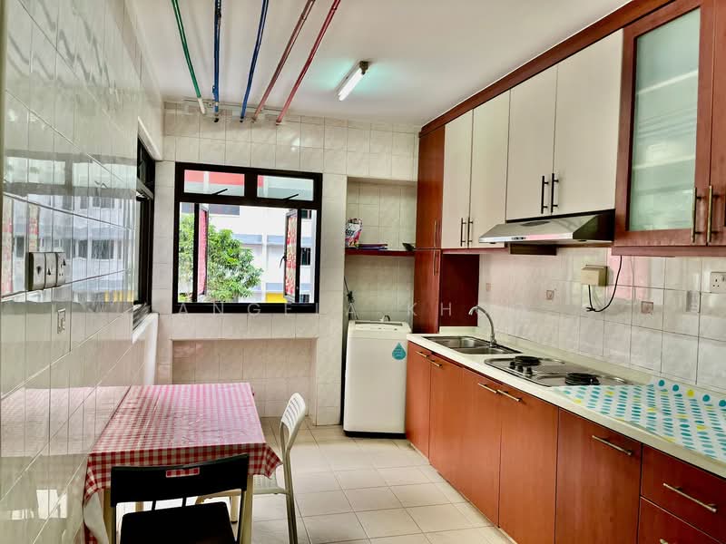 64 Teban Gardens Road, 64 Teban Gardens Road, Room Rental, 180 sqft, HDB Flat For Rent, by Angela Khoo, 500056449 - Kitchen - PropertyGuru.com.sg