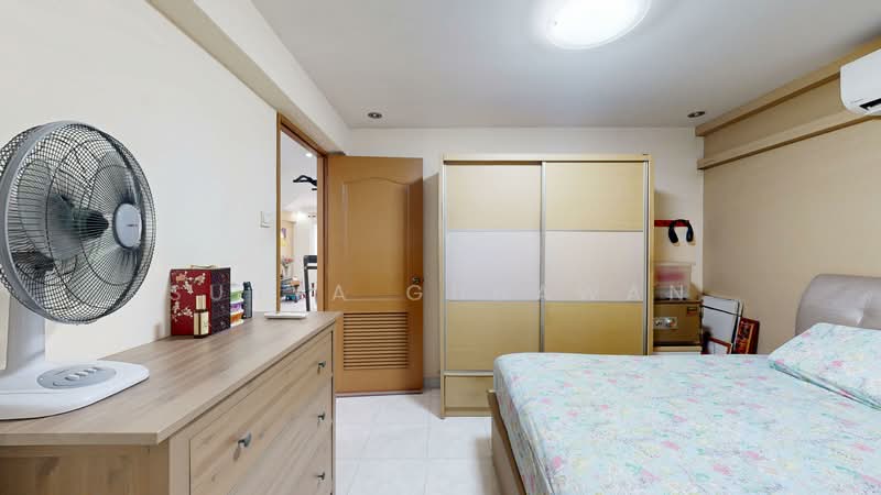 834 Hougang Central HDB Flat For Sale at S$ 1,298,888 | PropertyGuru Singapore - Bedroom
